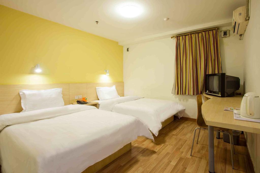 7Days Inn Guangzhou Tianhe Tangxia Junjing Huayuan Zimmer foto