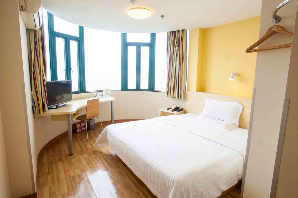 7Days Inn Guangzhou Tianhe Tangxia Junjing Huayuan Zimmer foto